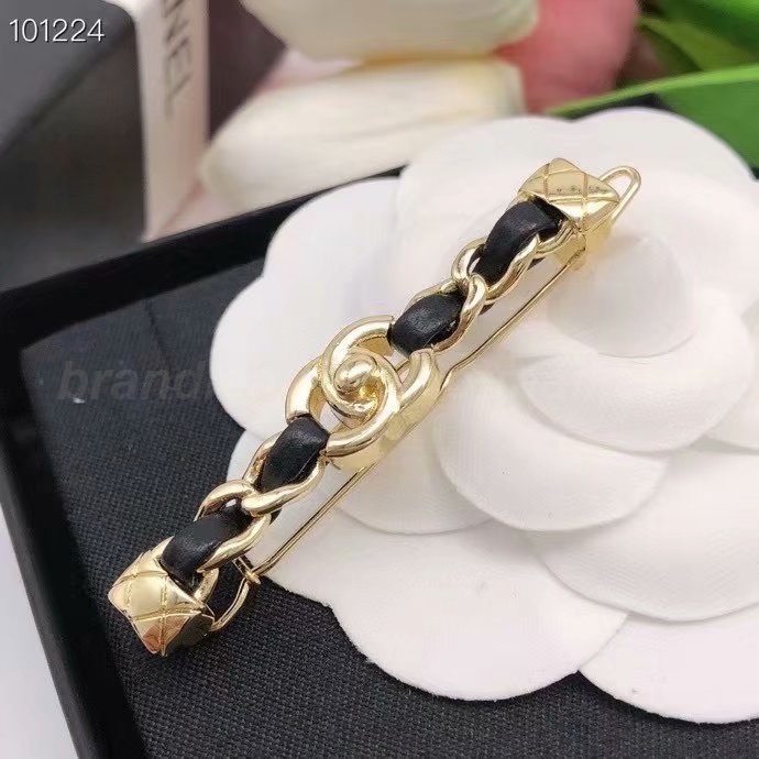 Chanel Brooch 44